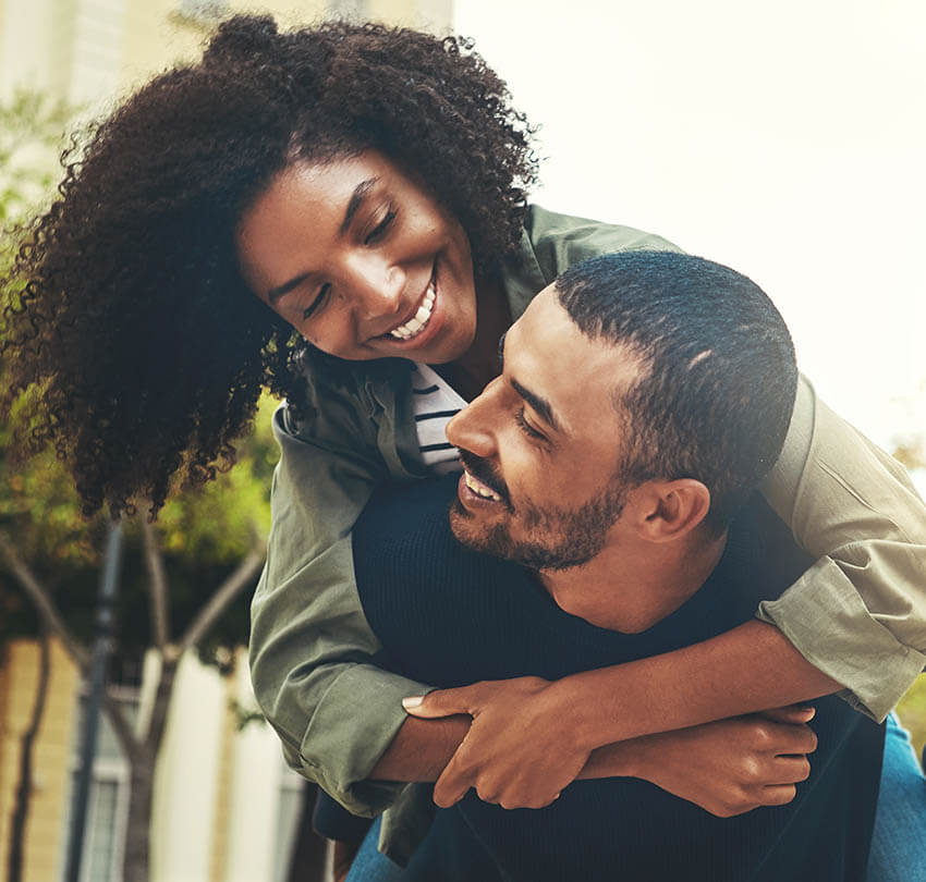 Enhance Your Teeth With High-Quality Porcelain